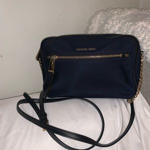 NAVY BLUE MICHAEL KORS CROSSBODY BAG